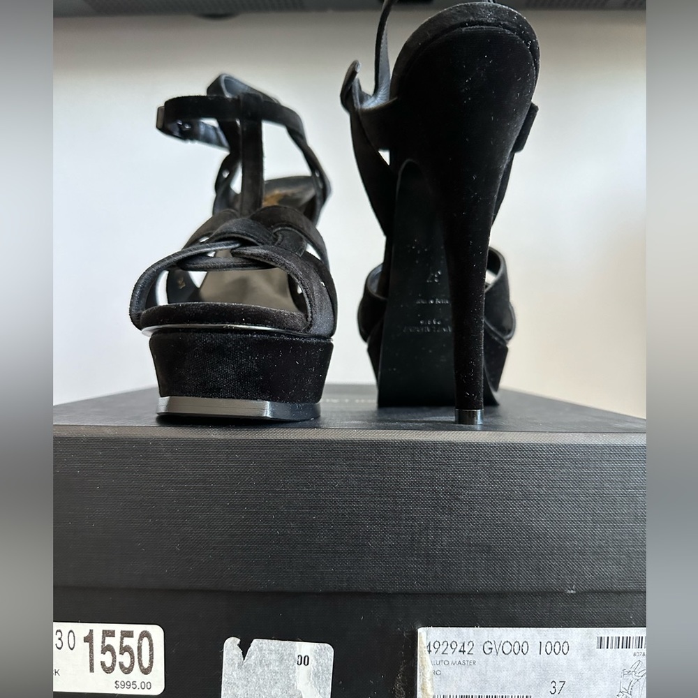 Saint Laurent Tribute Velvet Platform Sandals – Black  – New With Tags